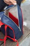 Zoozie Bags Oslo - Azul marino y rojo